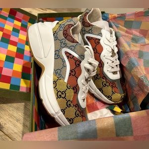 Gucci canvas sneakers